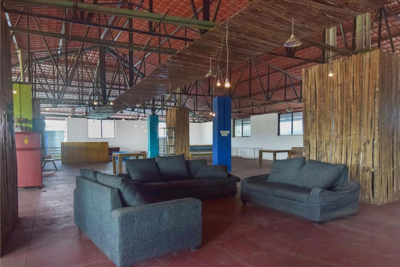 OYO 13581 Hotel Raj Madikeri Buitenkant foto