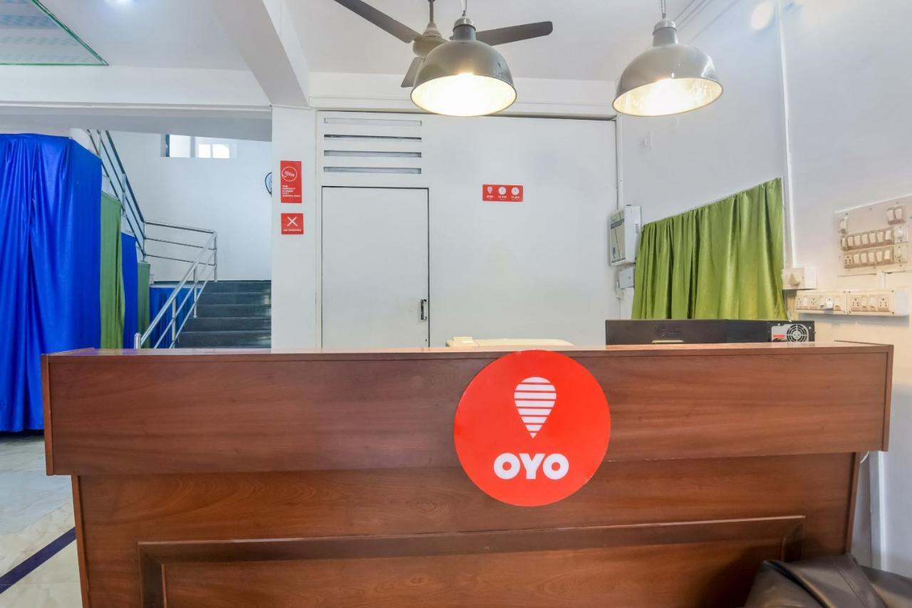 OYO 13581 Hotel Raj Madikeri Buitenkant foto